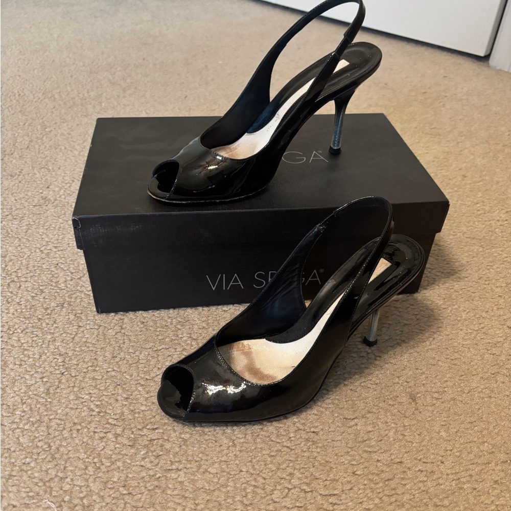 Via Spiga Black Patent Leather Heels